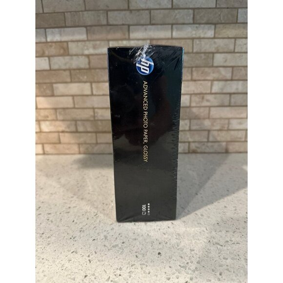 Unopened Disney HP Advanced 4 X 6 Glossy Photo Paper 100 Count universal inkjet‎ - Picture 2 of 4